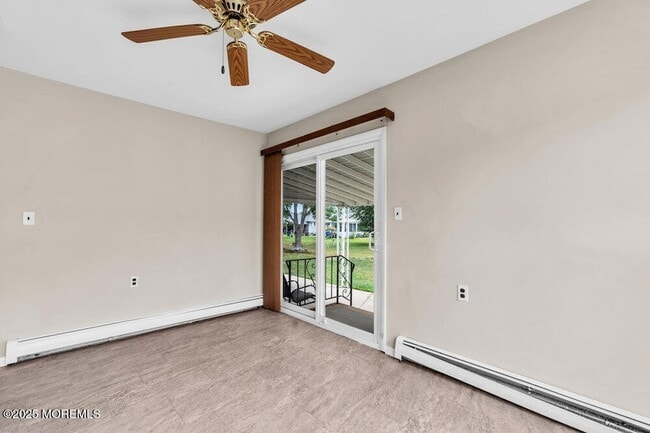 Building Photo - 24 Liberta Dr