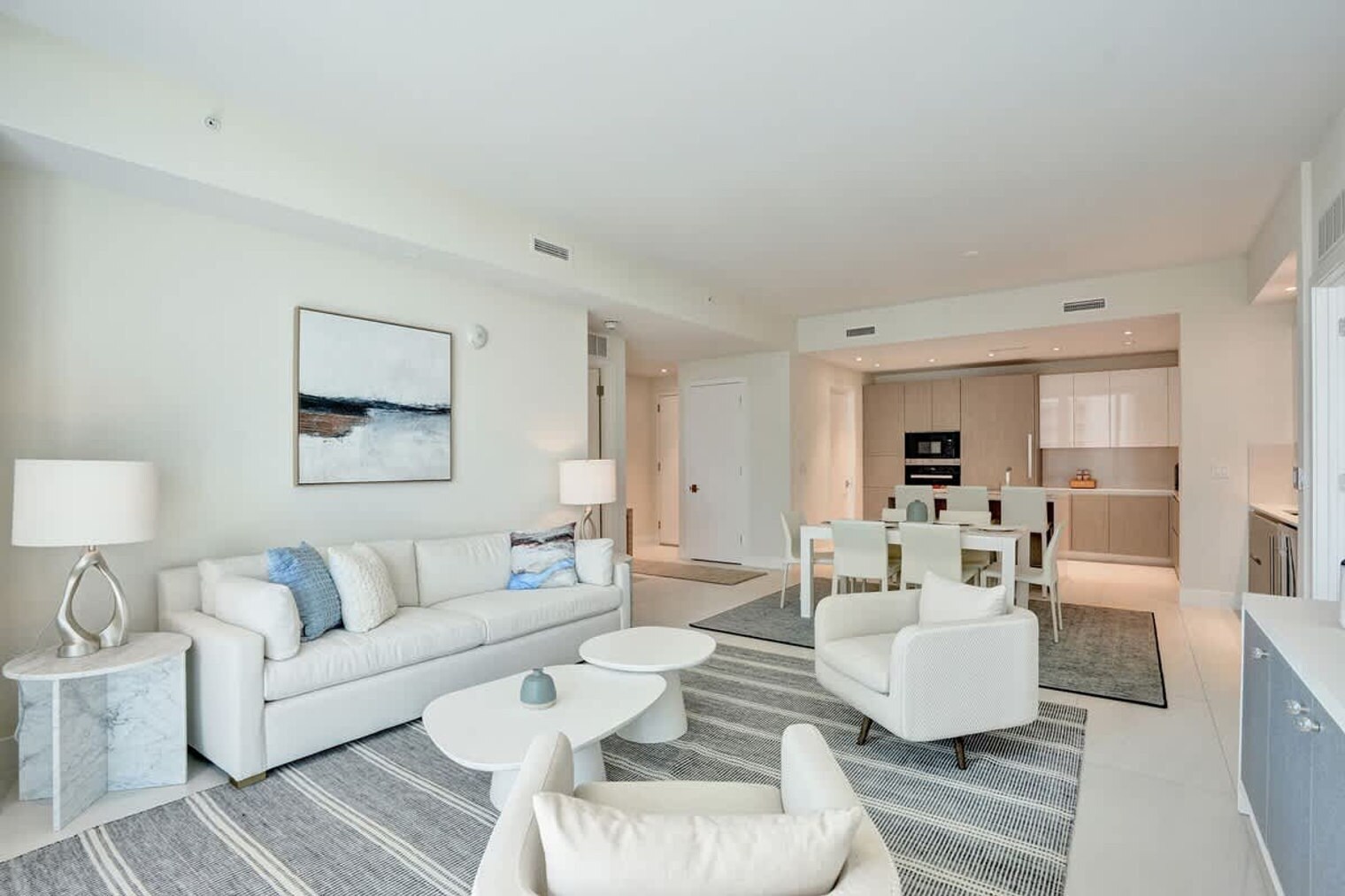 Building Photo - 3100 N Ocean Dr