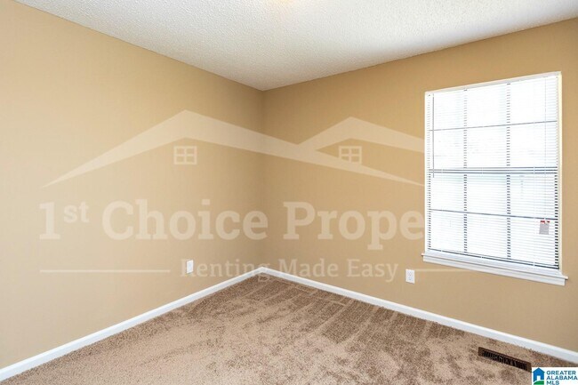 Building Photo - 203 Winterhaven Dr