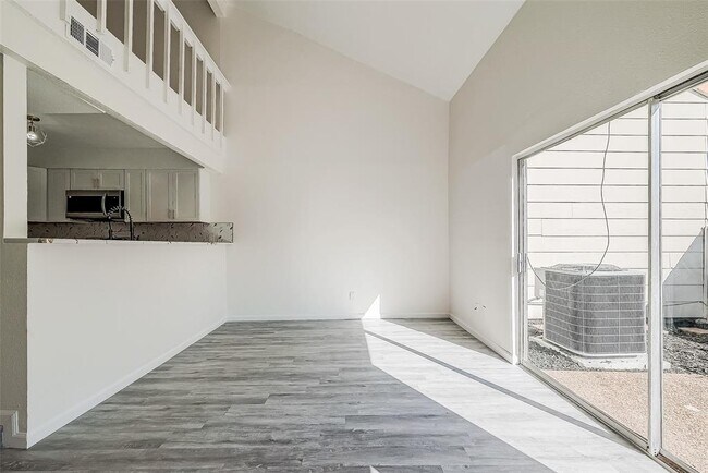 Building Photo - 12632 Newbrook Dr