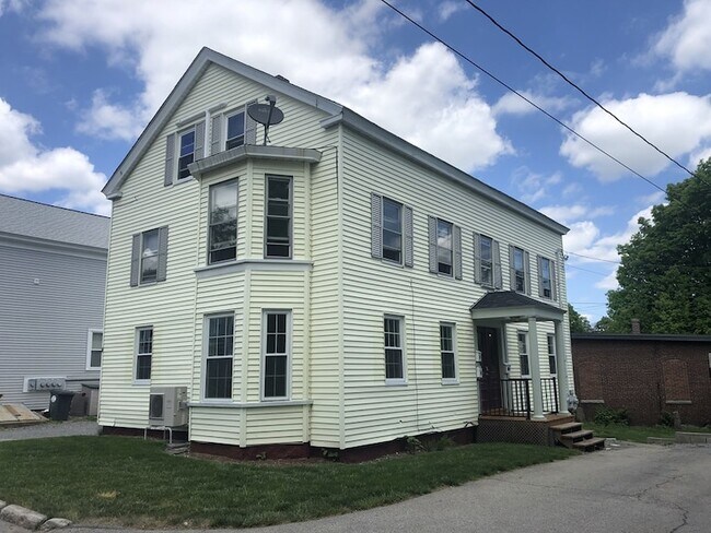 Building Photo - 4 Underwood Ct