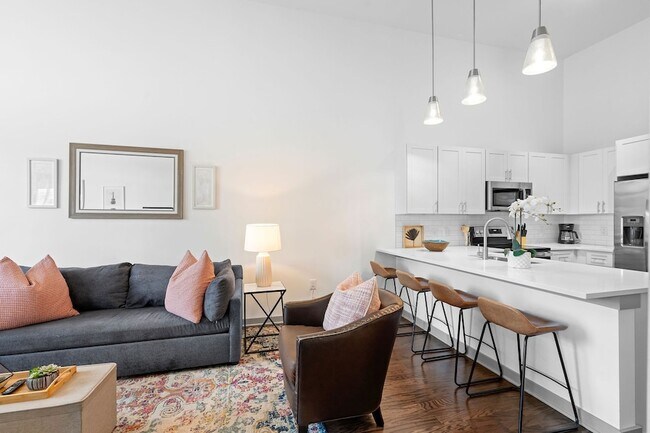 Building Photo - 1638 54th Ave N