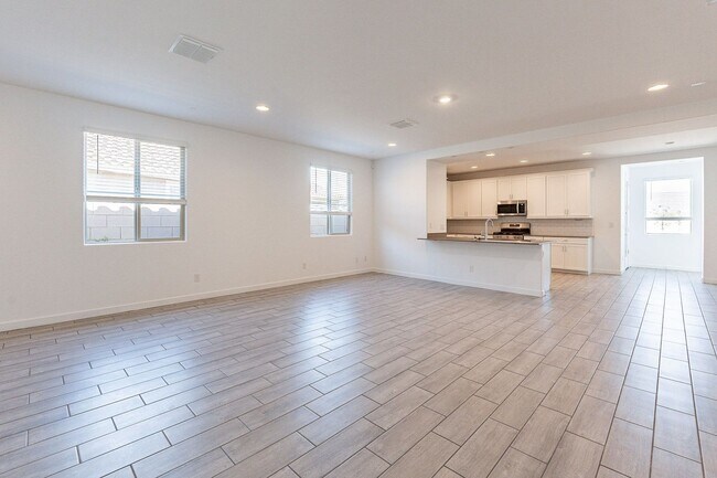 Building Photo - Modern Elegance in the Heart of Asante – Like-New 4 Bedroom Home