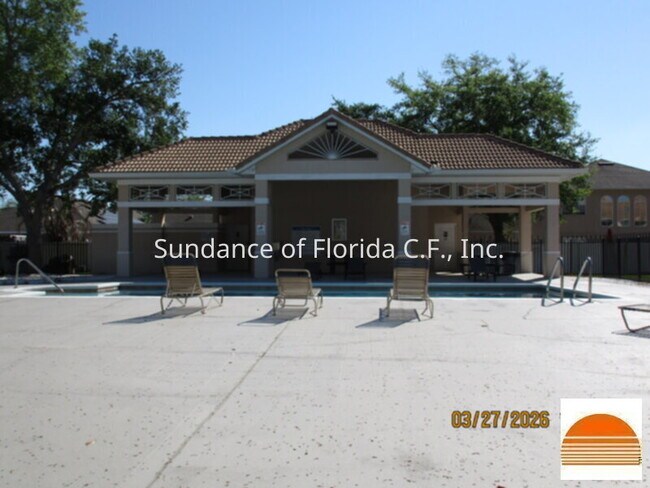 Building Photo - Available NOW