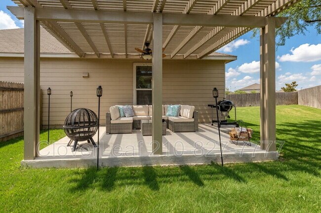 Building Photo - 3335 Windfield Path