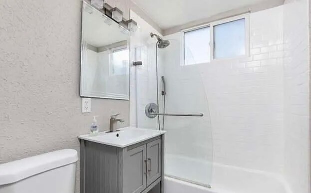 Building Photo - 4348 Temecula St