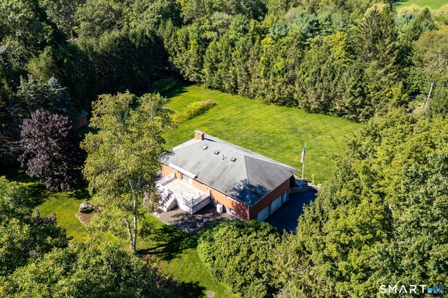 Building Photo - 428 Maple St