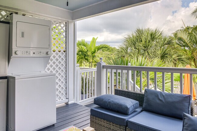 Building Photo - 28 Merganser Ln