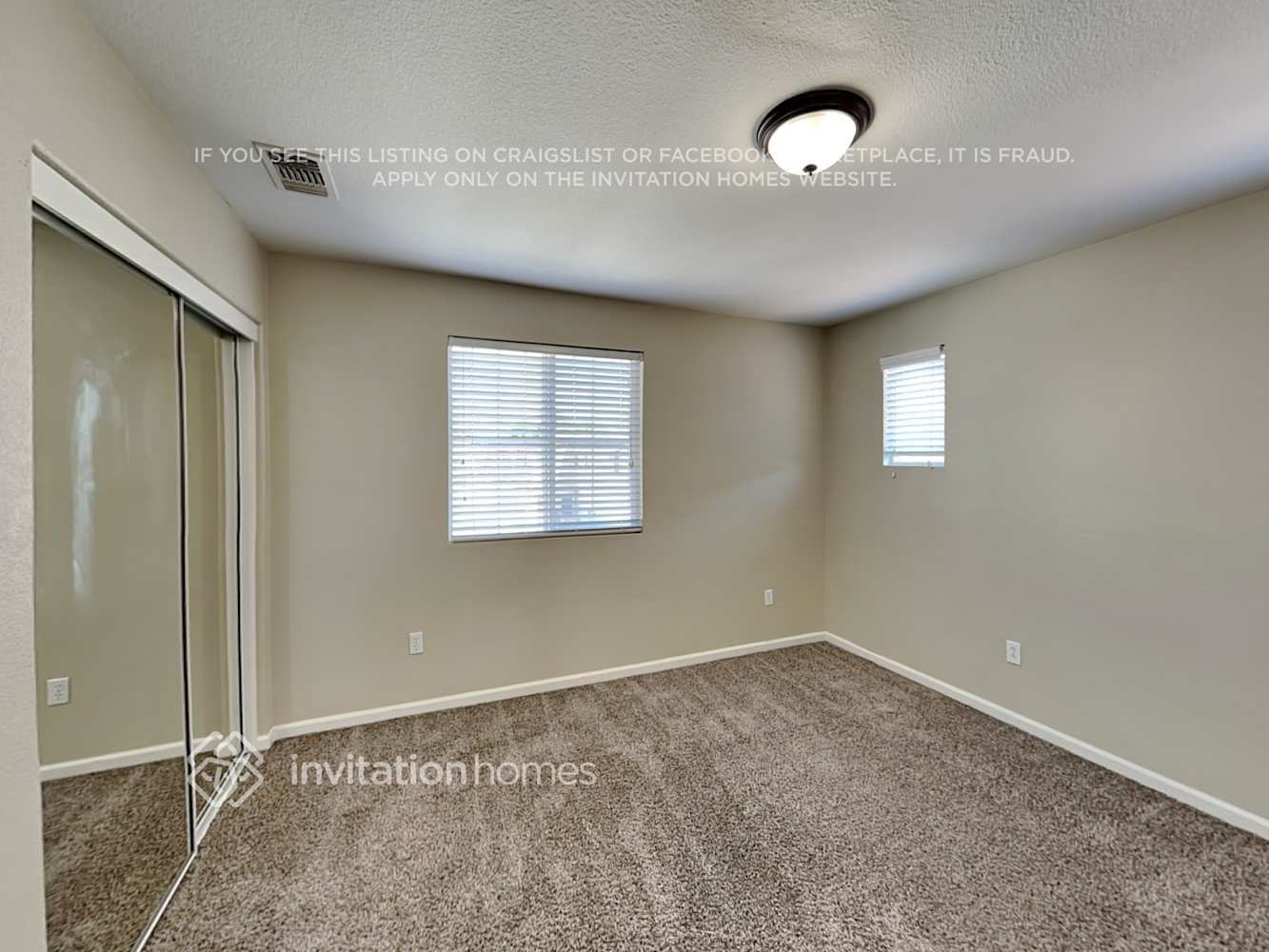 Building Photo - 4050 Martis St