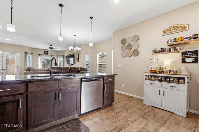 Building Photo - 13066 Grantham Ln
