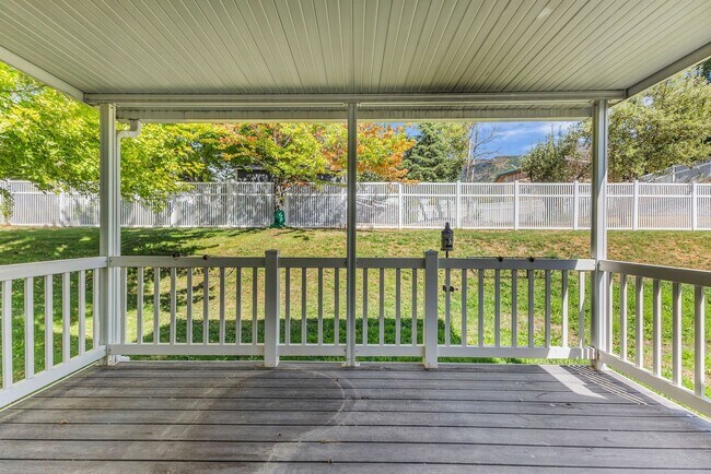 Building Photo - 3084 N 2225 E