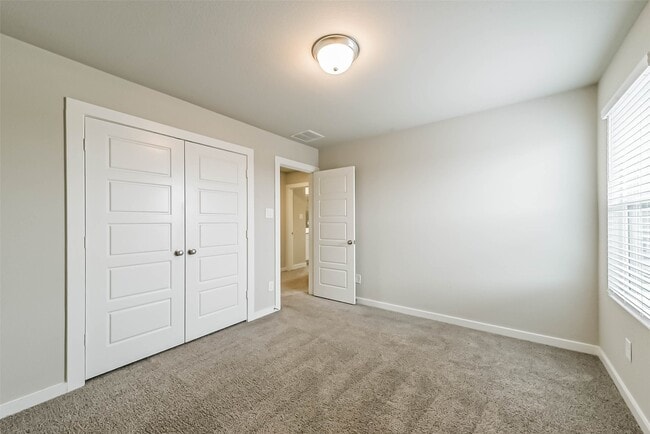 Building Photo - 18602 Etta Pnes Cir