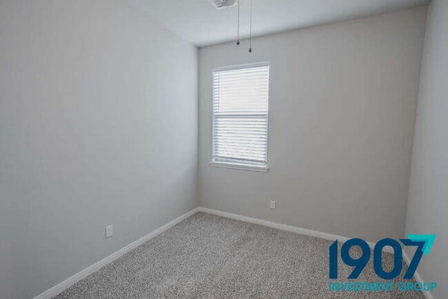 Building Photo - Stunning Modern 3-Bedroom Home in Newcastl...