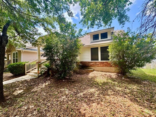 Building Photo - 295 Strawn