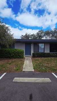 Building Photo - 555 Northlake Blvd