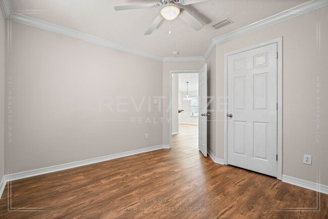 Building Photo - Beautiful 4-Bed 2-Bath Home on Corner Lot in Gated Community