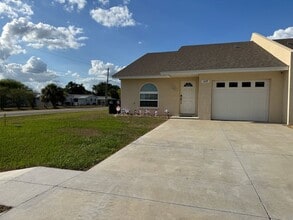 Building Photo - 1459 Shirley Dr