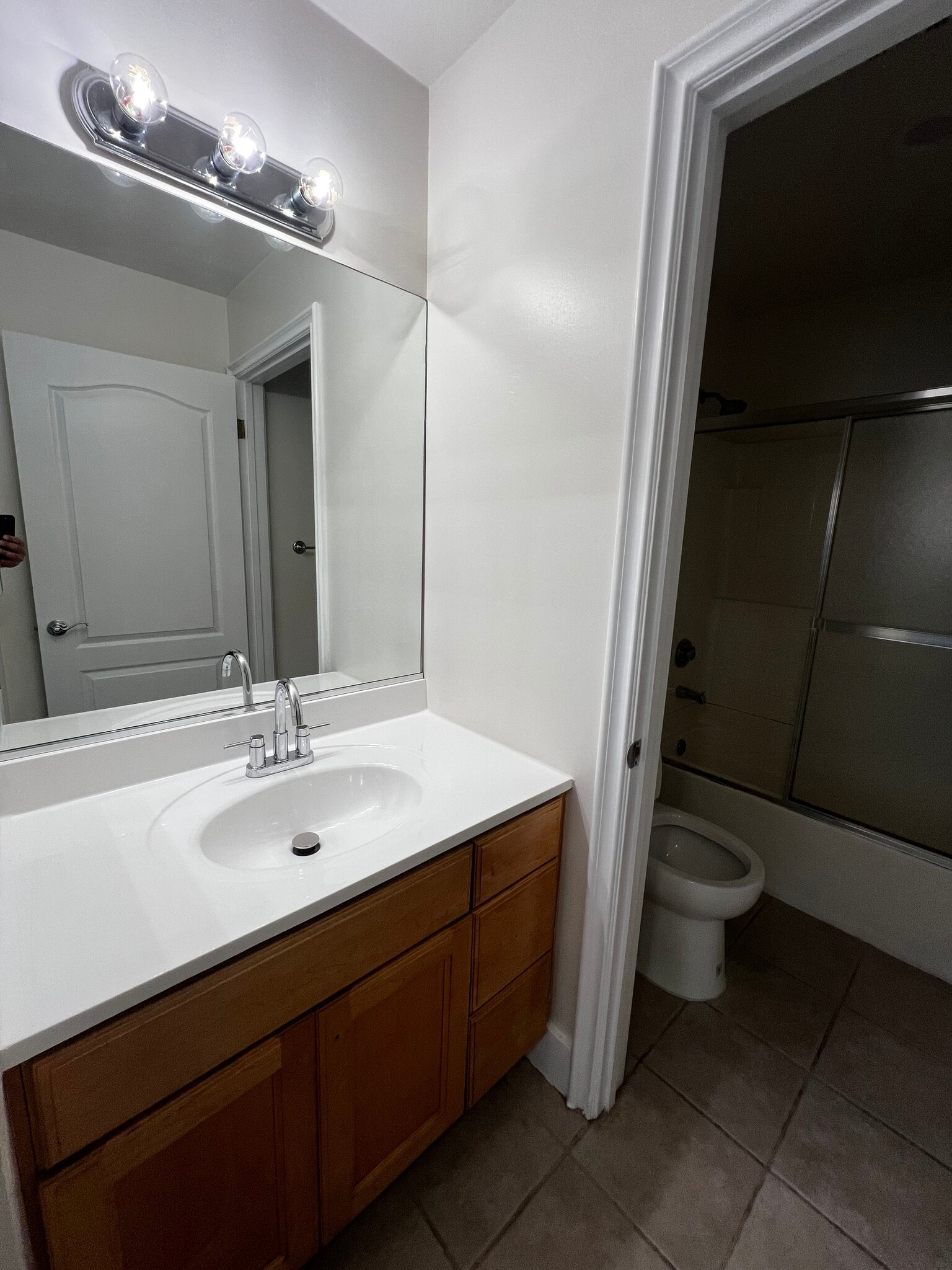 Building Photo - 11048 La Maida St