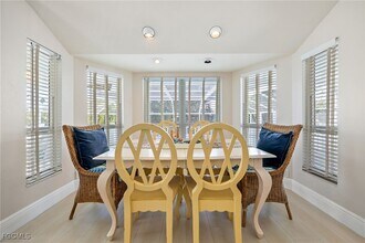 Building Photo - 424 Lagoon Dr