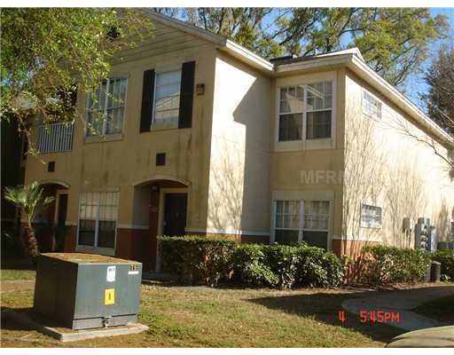 Building Photo - Beautiful and very large 2 bedrooms and 2 full baths Condo