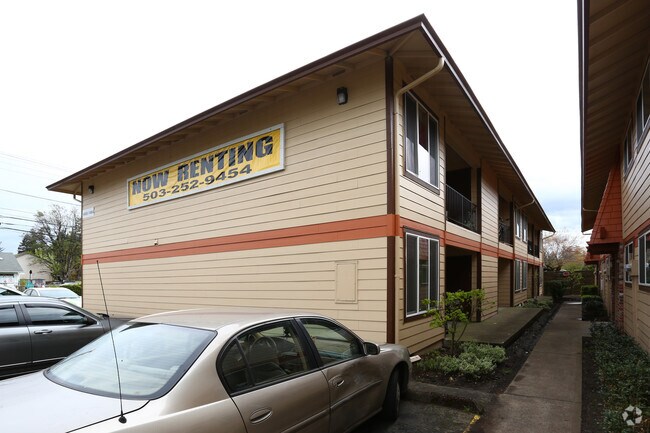 Building Photo - Greenview Apartments