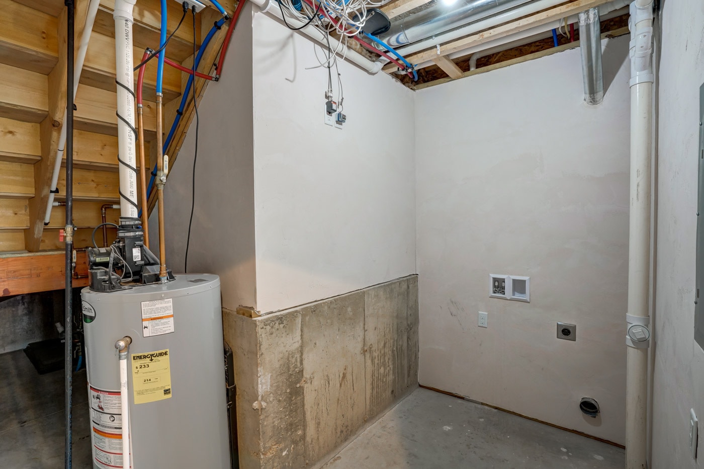 Utility room - 826 Thompson Dr