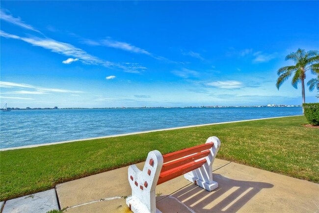 Building Photo - 3128 59th St S