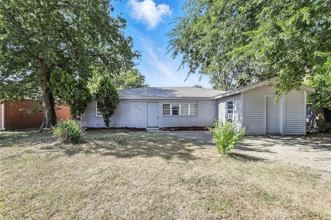 Building Photo - 7841 Abbott Dr