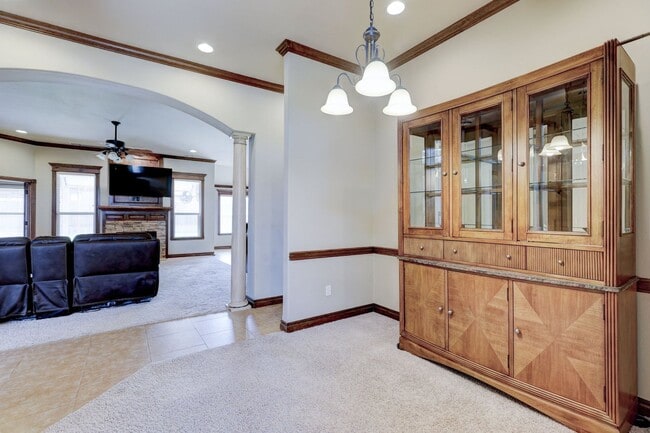 Building Photo - 15166 Fox Hollow Rd