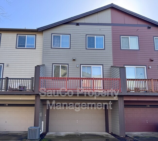 Building Photo - 3491 SE Pepperwood Way