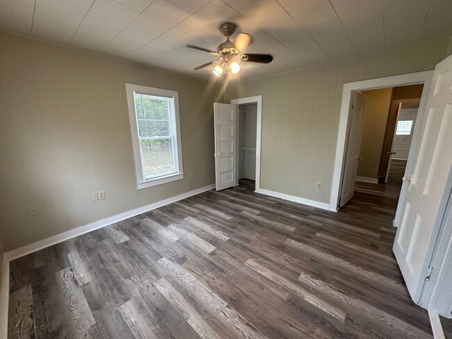Building Photo - 3637 S Lone Star Pkwy