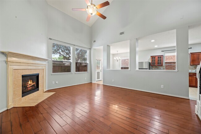 Building Photo - 16127 Spur Canyon Ct