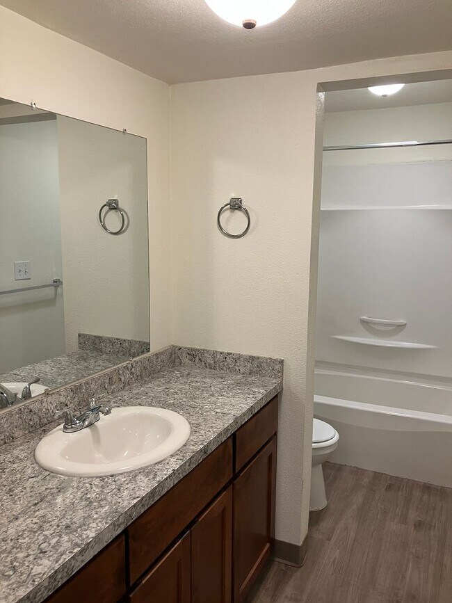 Building Photo - Remodeled Two Bedroom Duplex in North Sale...
