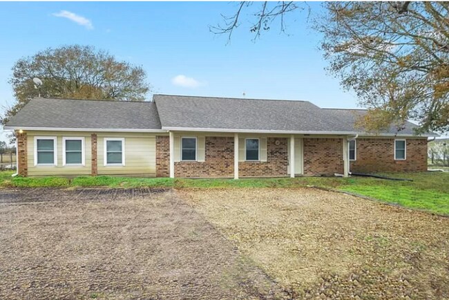 Primary Photo - 5610 Fenske Ln