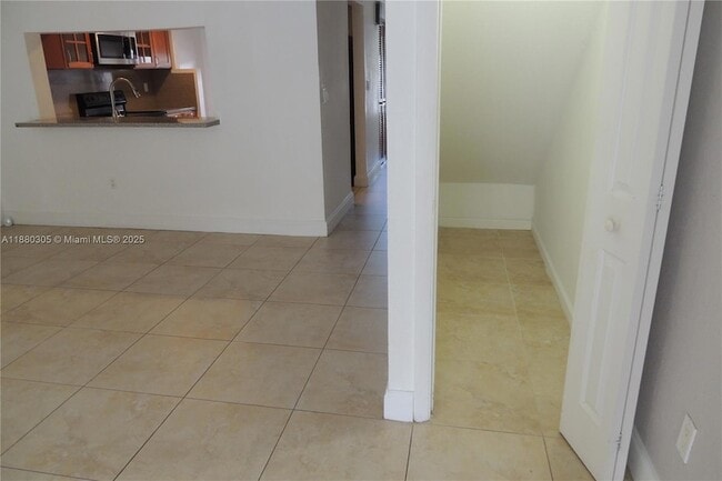 Building Photo - 10104 NW 41st St