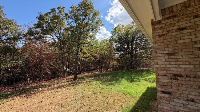 Building Photo - 17630 Blackhawk Ct