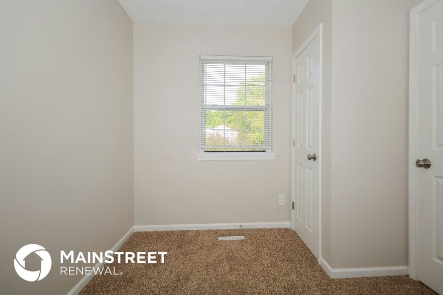 Building Photo - 2943 S Rybolt Ave