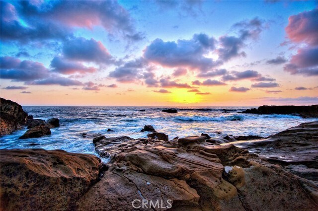 Building Photo - 174 Cliff Dr