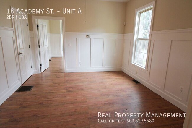 Building Photo - 18 Academy St