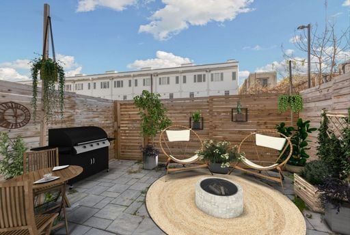 Building Photo - 1245 N 27th St