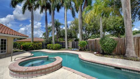 Building Photo - 6813 Viento Way