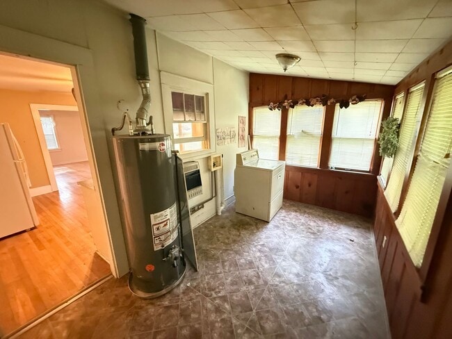 Building Photo - 2 Bed 1 Bath Springfield, MO