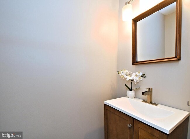 Building Photo - 4258 Red Oak Ct