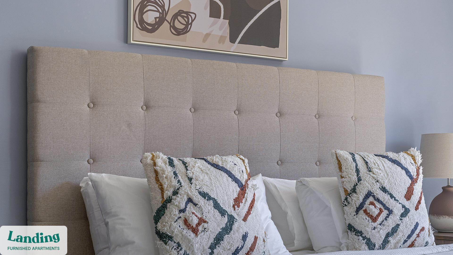 Building Photo - 1000 Forestview Dr