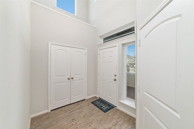 Building Photo - 13831 Andover Park Dr