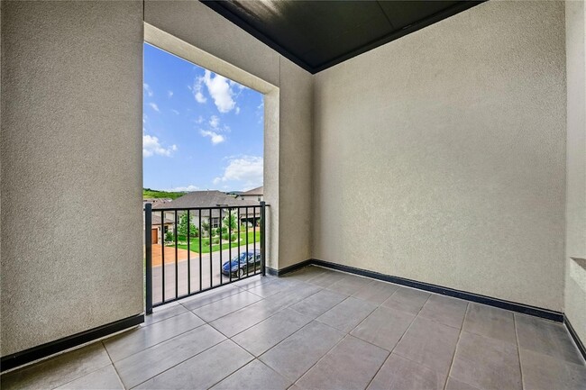 Building Photo - 412 Sitlington Ln