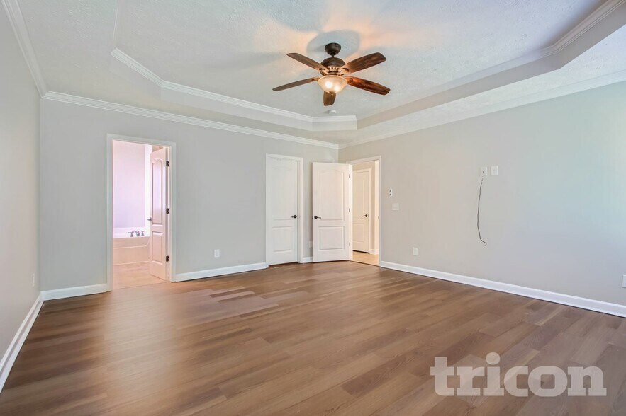 Building Photo - 241 Sundown Dr