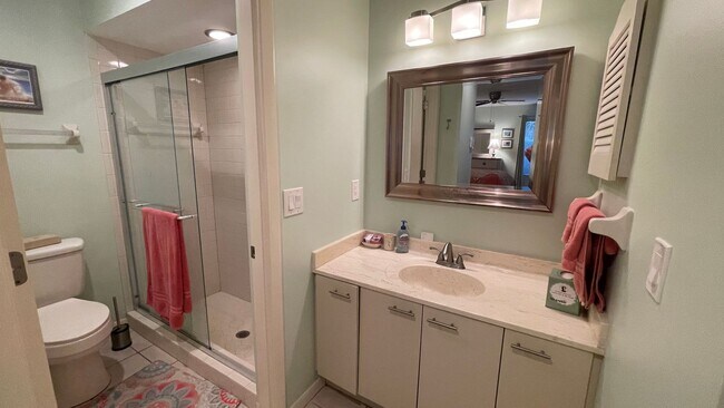 Building Photo - Turnkey Furnished Short Term Rental
