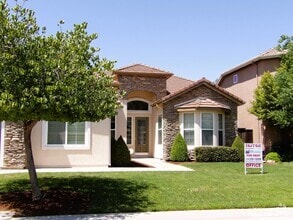 Building Photo - 6358 W Los Altos Ave