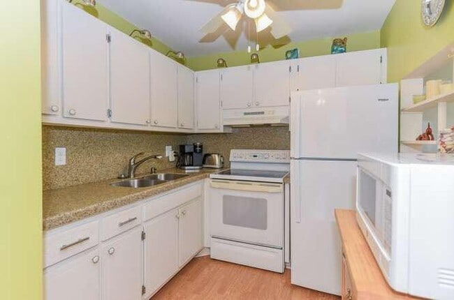 Building Photo - 3362 Cynthia Ln